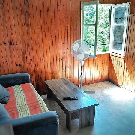 Appartement Privatif En Bord De Riviere 퓌작 외부 사진